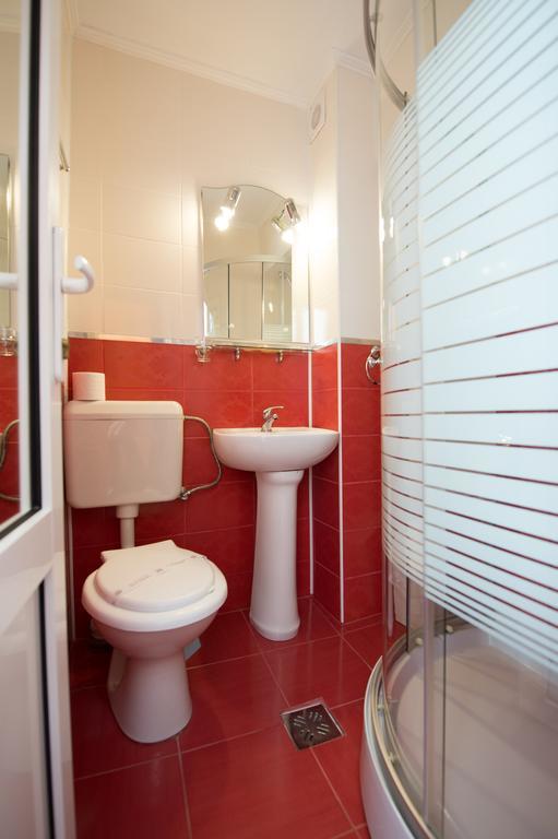 Gura Diham Hotel Buşteni Buitenkant foto