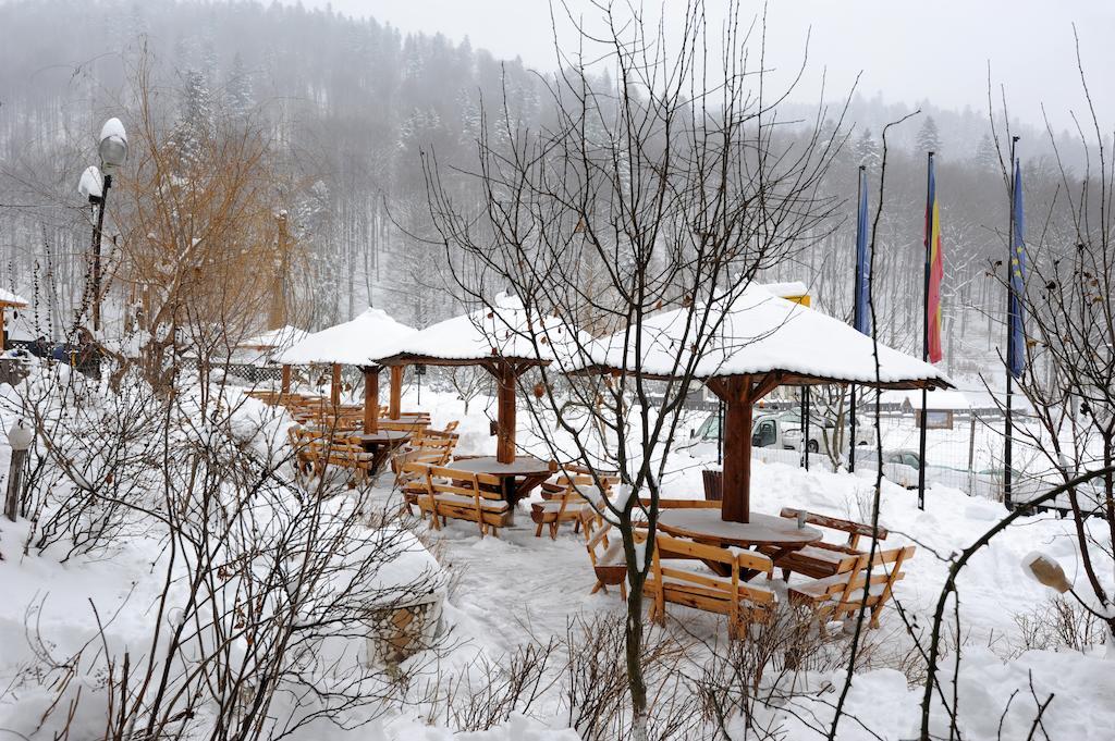 Gura Diham Hotel Buşteni Buitenkant foto