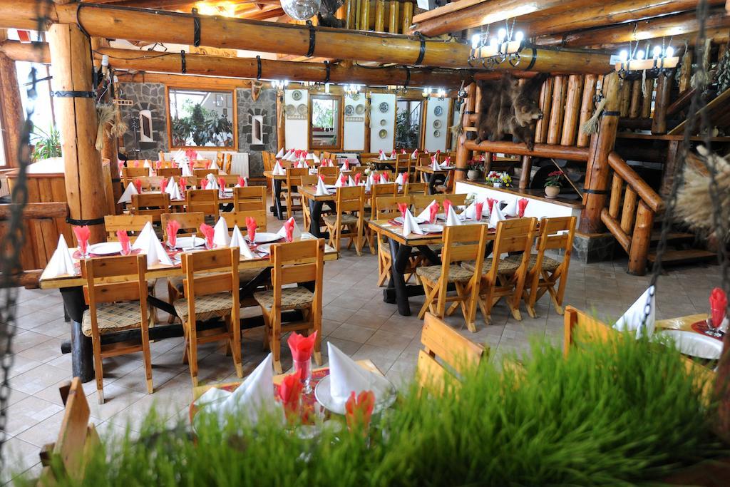 Gura Diham Hotel Buşteni Buitenkant foto