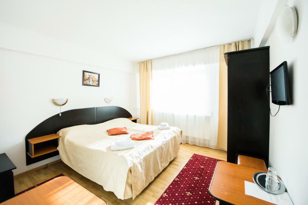 Gura Diham Hotel Buşteni Buitenkant foto